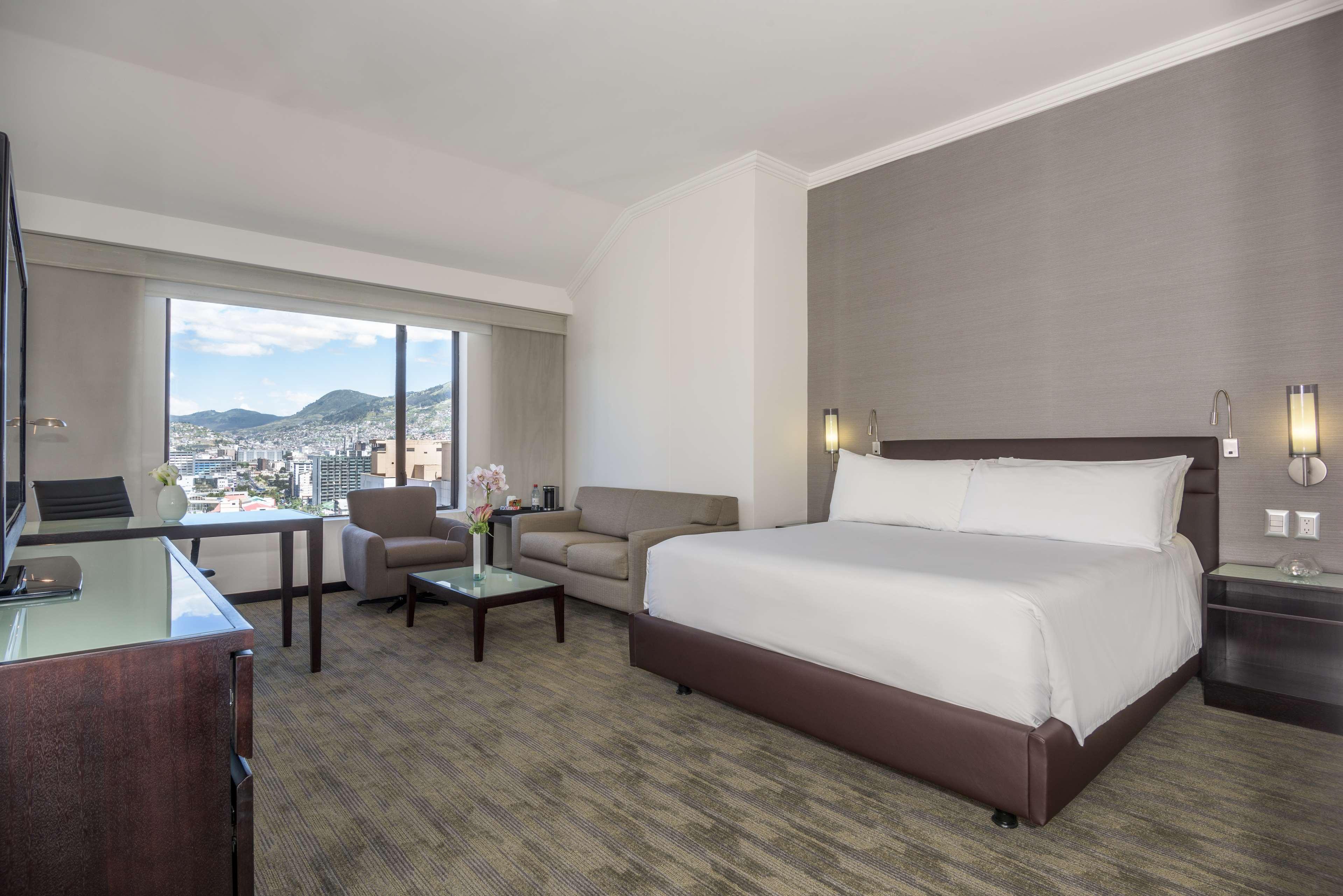 Nh Collection Quito Royal Hotel Bagian luar foto