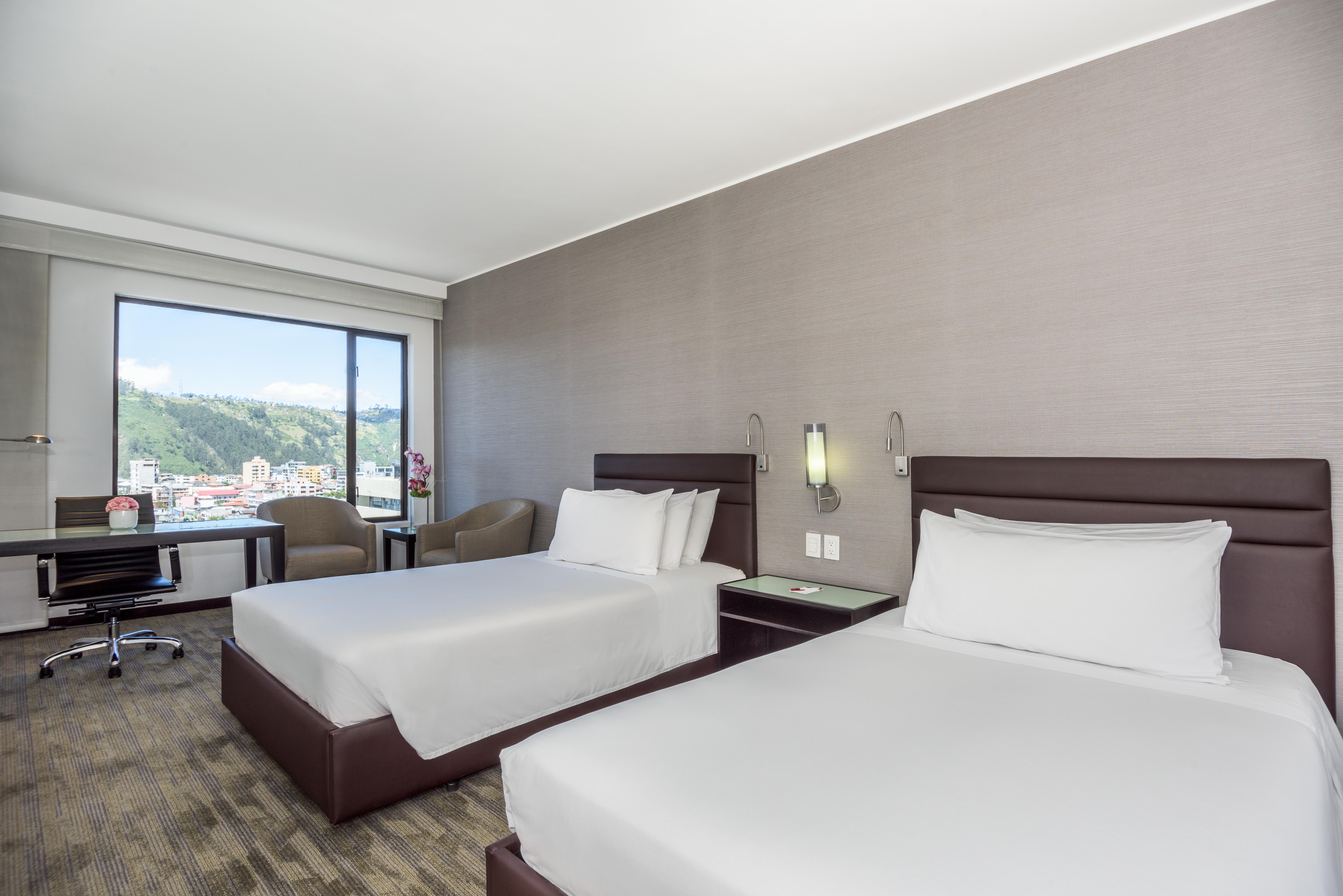 Nh Collection Quito Royal Hotel Bagian luar foto