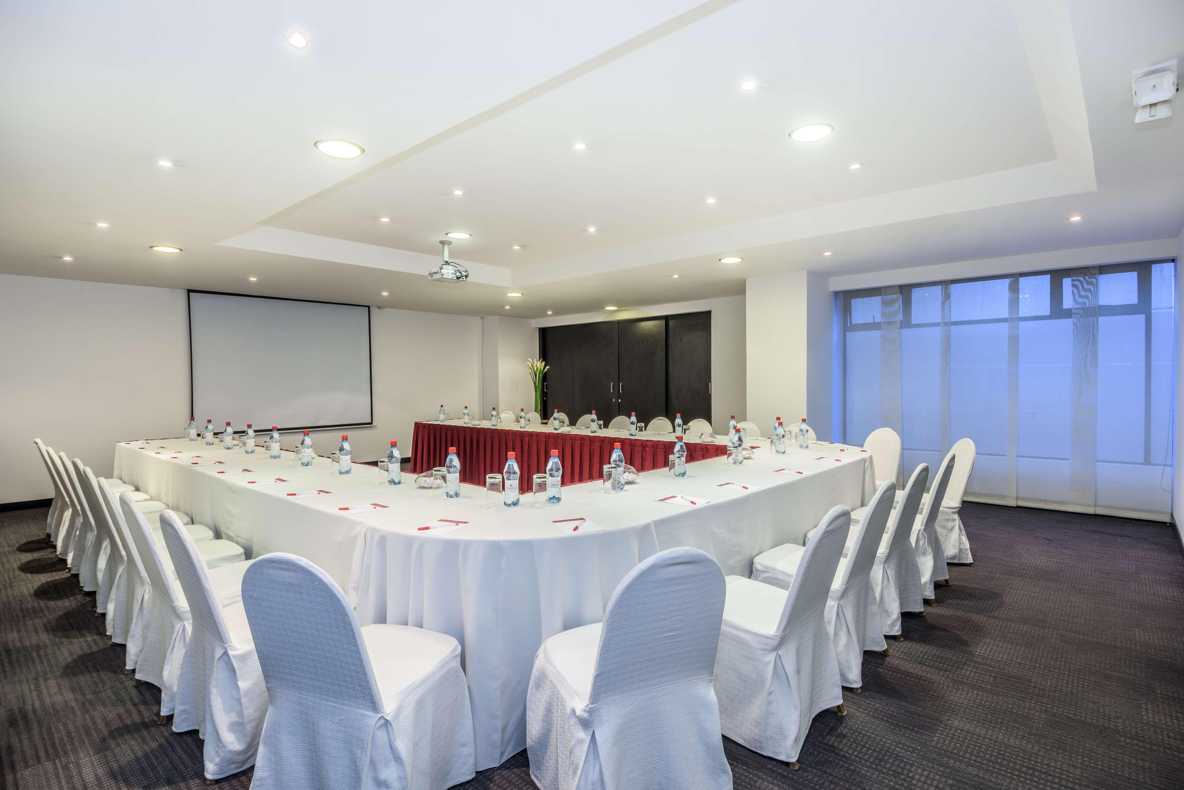 Nh Collection Quito Royal Hotel Bagian luar foto