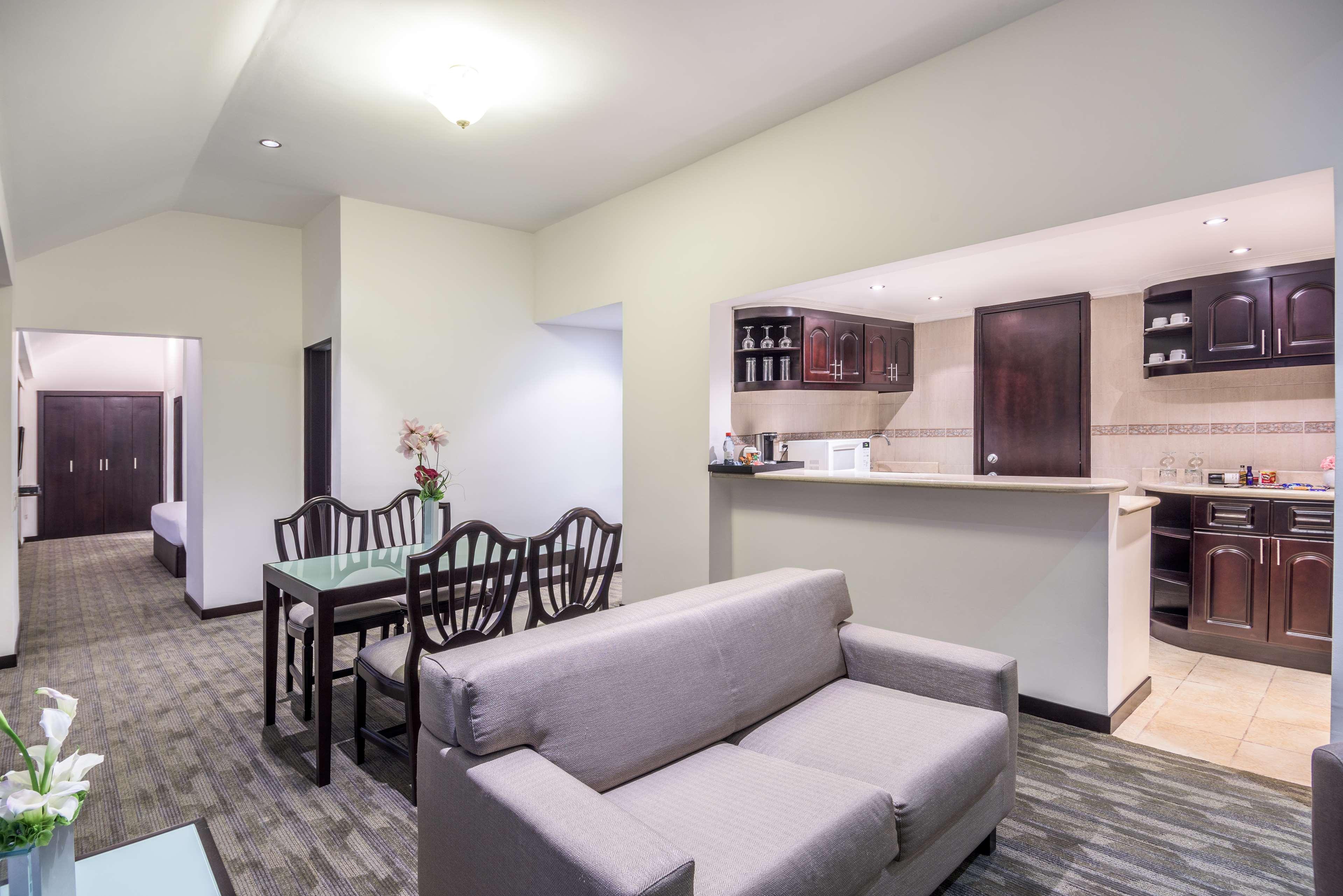 Nh Collection Quito Royal Hotel Bagian luar foto
