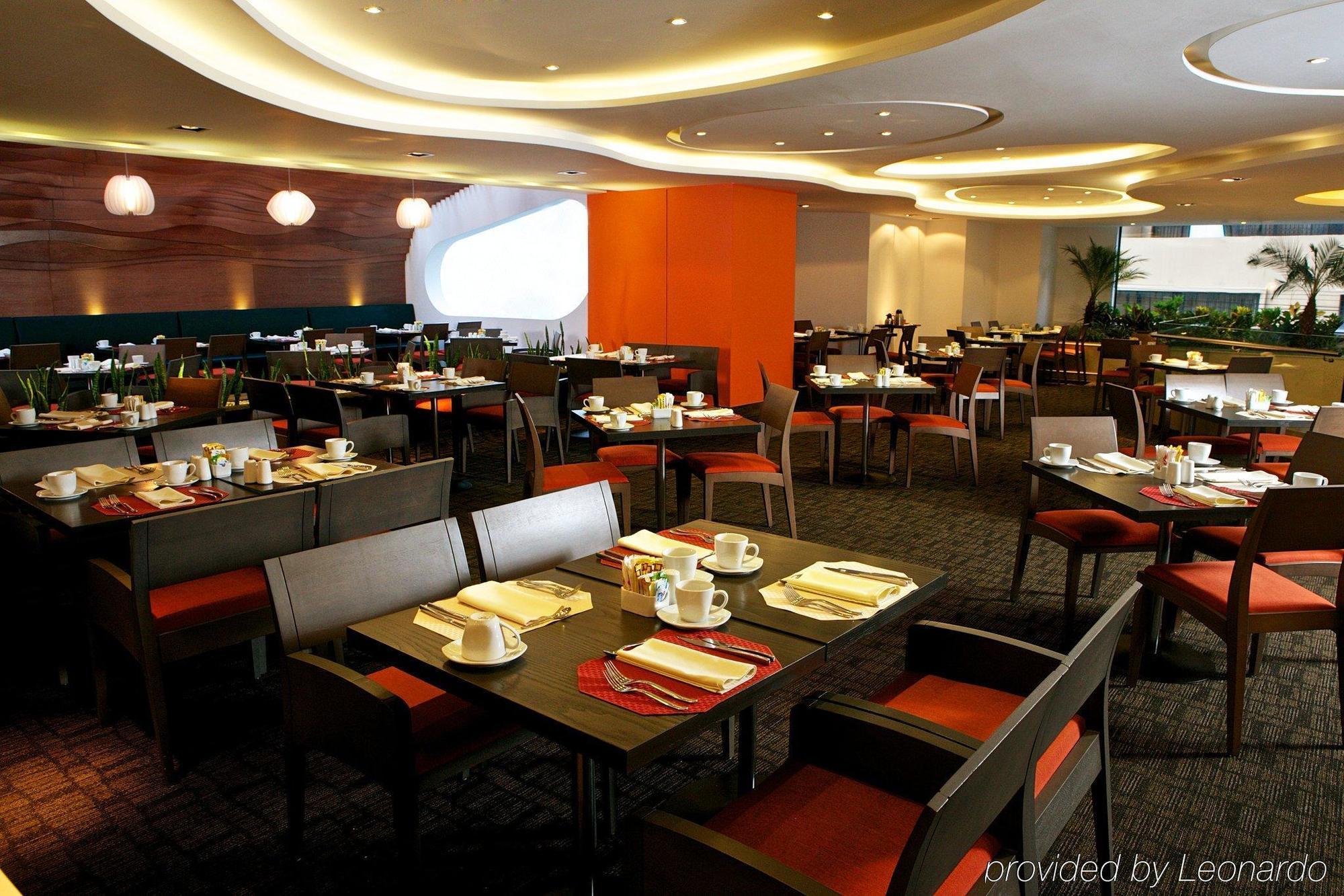 Nh Collection Quito Royal Hotel Bagian luar foto