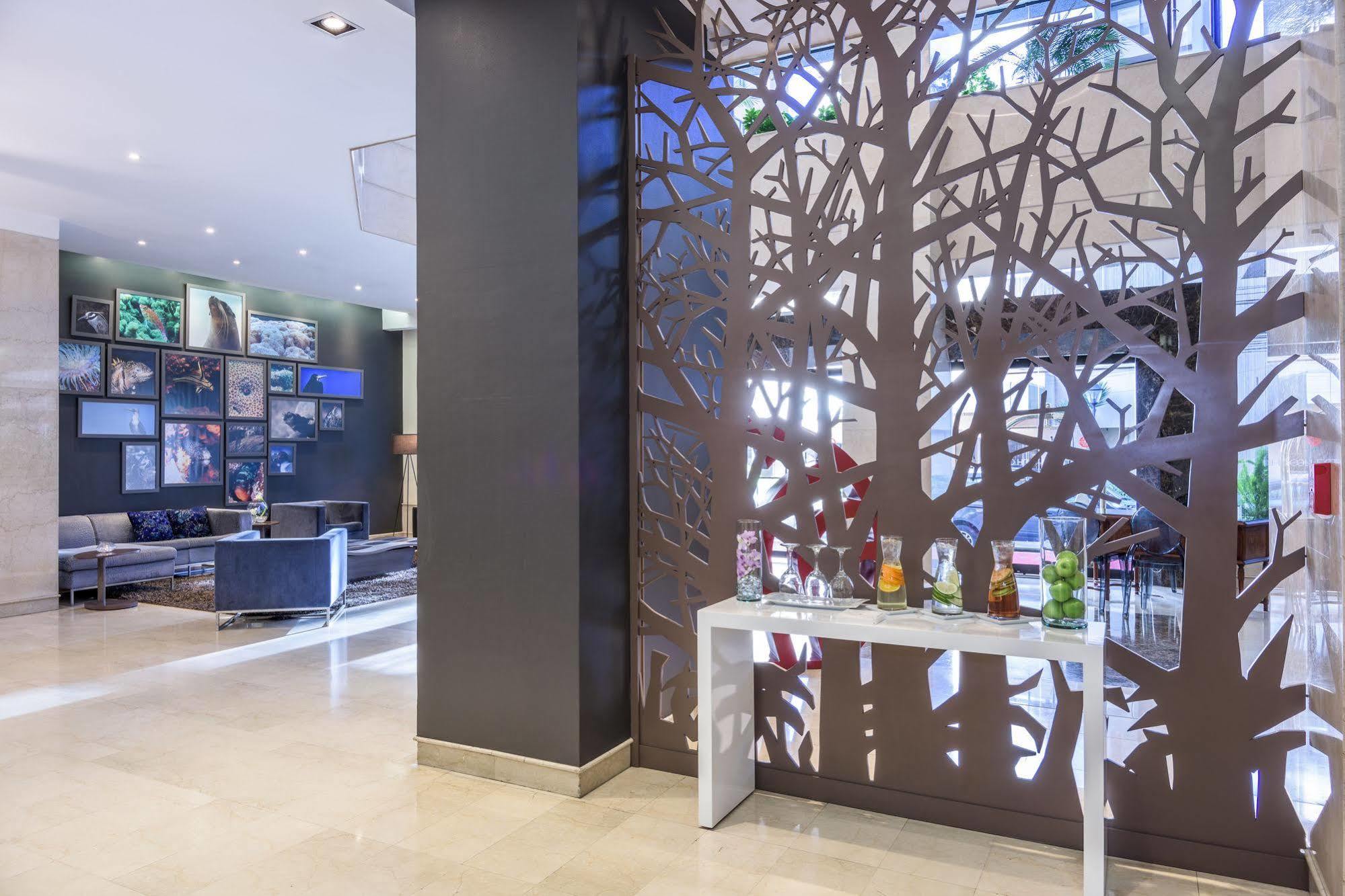 Nh Collection Quito Royal Hotel Bagian luar foto